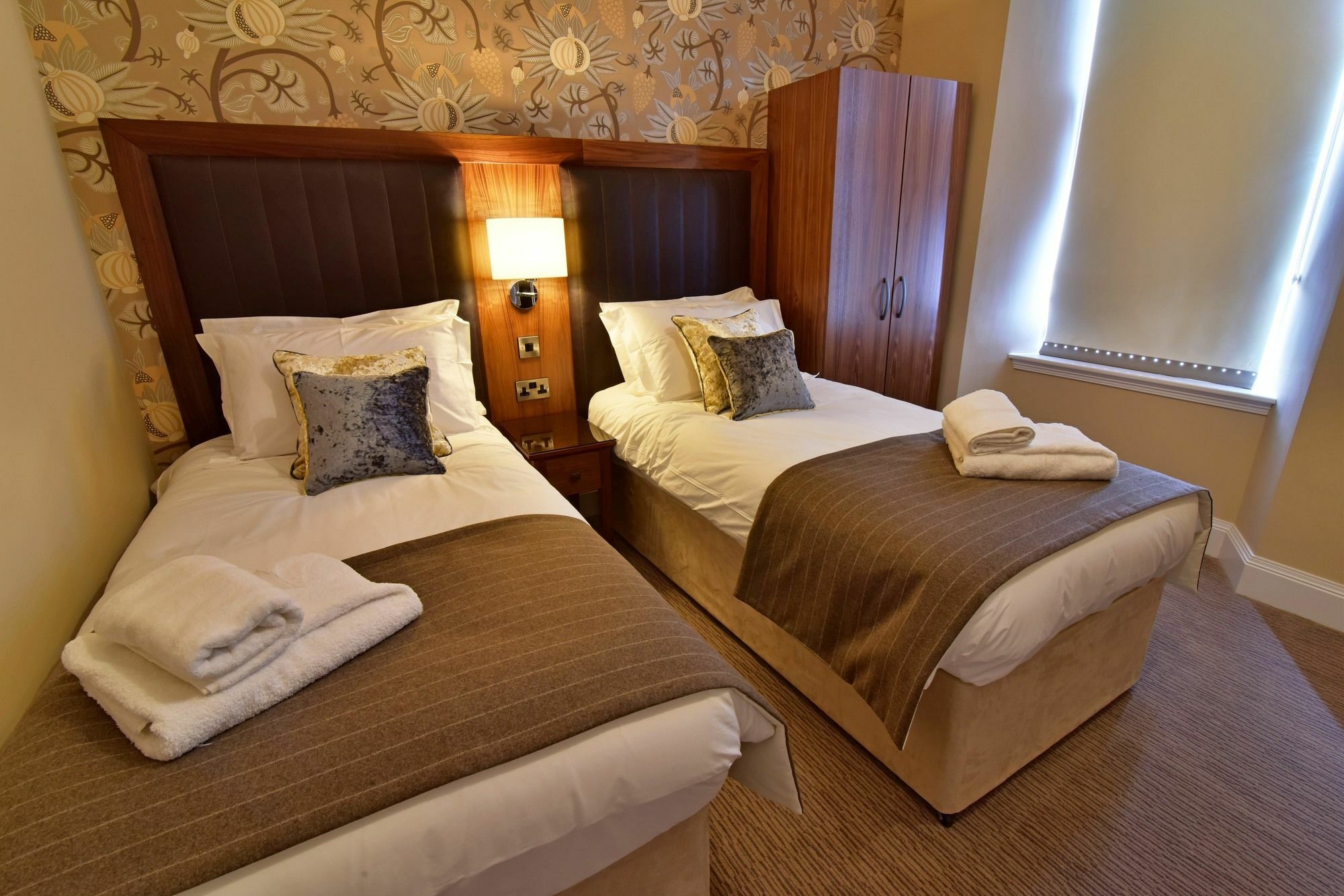 The Townhouse Aberfeldy - Rooms & Breakfast Eksteriør bilde
